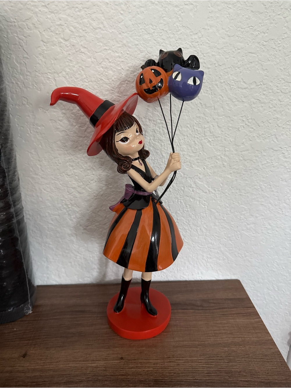 Bella Lux Witch Girl With Halloween Balloons VHTF!
